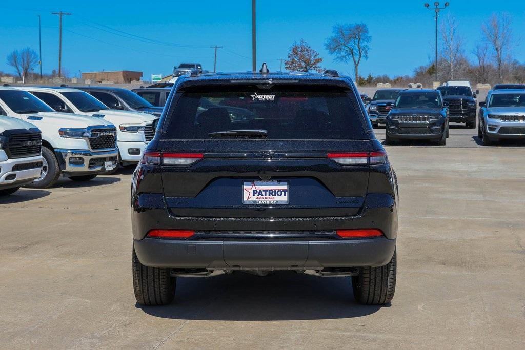 new 2025 Jeep Grand Cherokee car, priced at $43,253