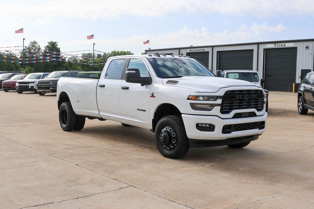 new 2025 Ram 3500 car, priced at $73,172