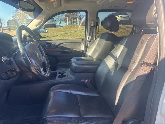 used 2014 Chevrolet Suburban car, priced at $12,500