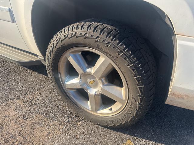 used 2014 Chevrolet Suburban car, priced at $12,500