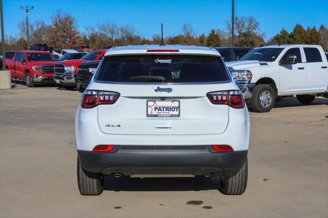 new 2025 Jeep Compass car, priced at $24,995