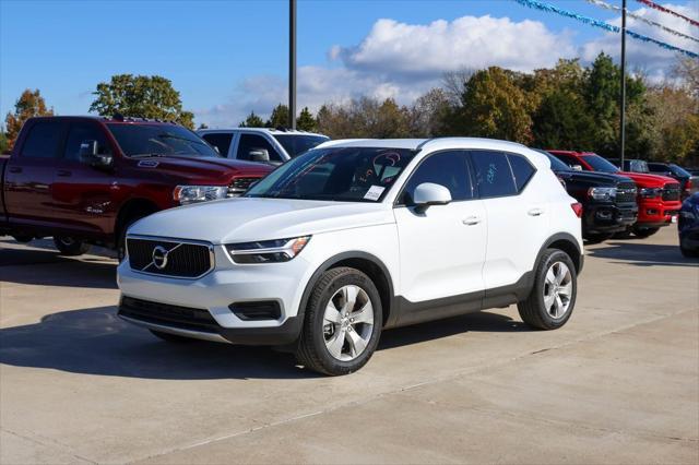 used 2022 Volvo XC40 car, priced at $24,500