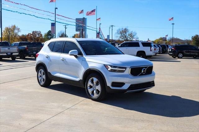 used 2022 Volvo XC40 car, priced at $24,888