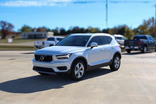 used 2022 Volvo XC40 car, priced at $24,500