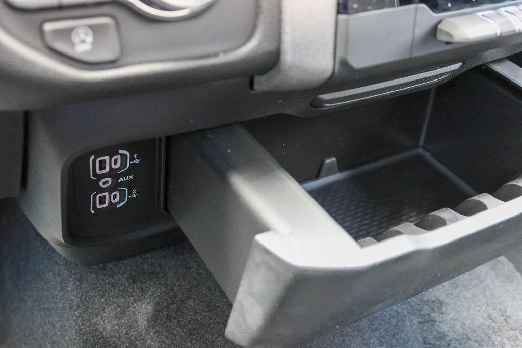 new 2025 Ram 1500 car