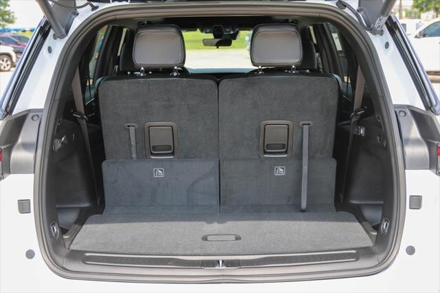 new 2025 Jeep Grand Cherokee L car, priced at $44,682
