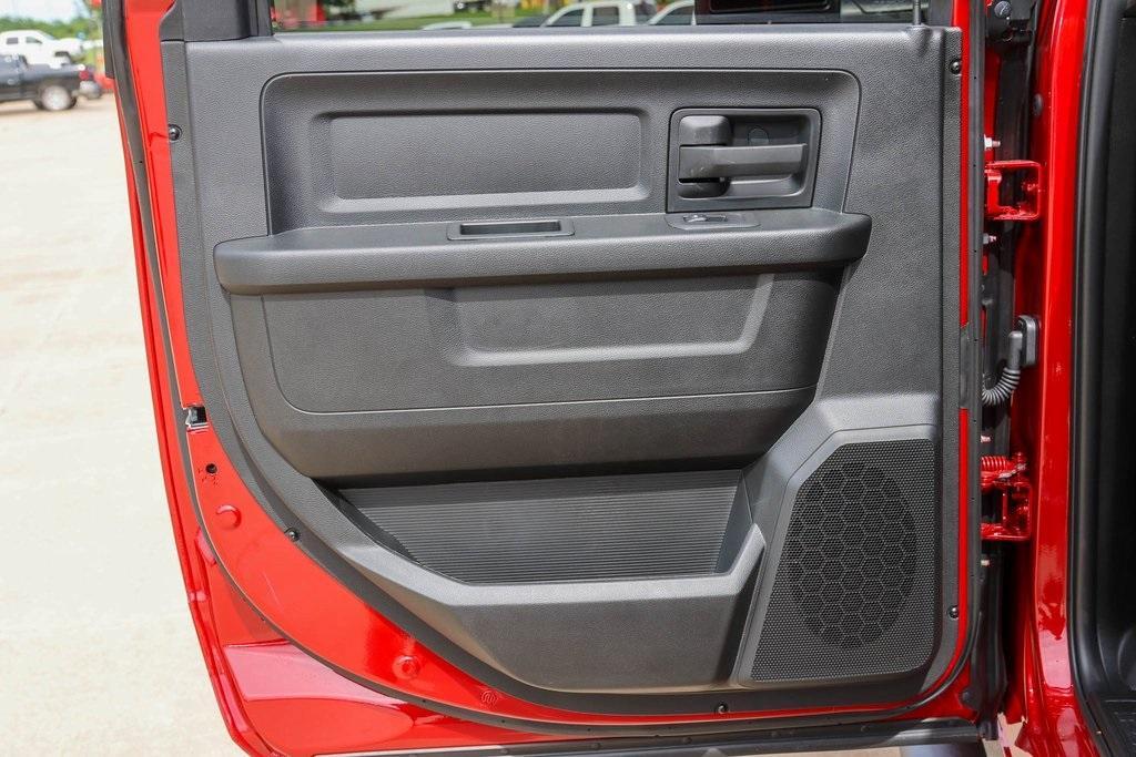 new 2025 Ram 2500 car, priced at $62,806