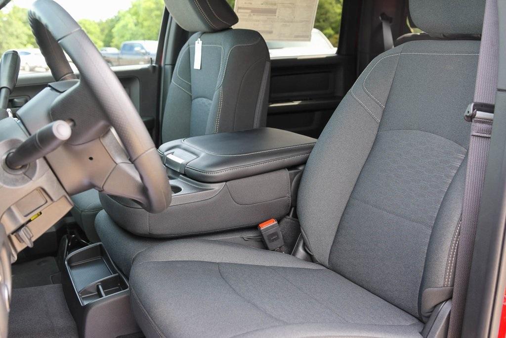 new 2025 Ram 2500 car, priced at $62,806