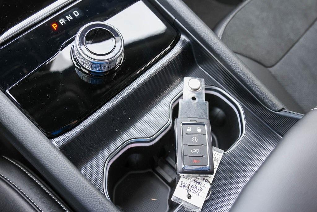 new 2025 Jeep Grand Cherokee L car, priced at $44,682