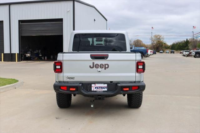 new 2024 Jeep Gladiator car, priced at $54,372
