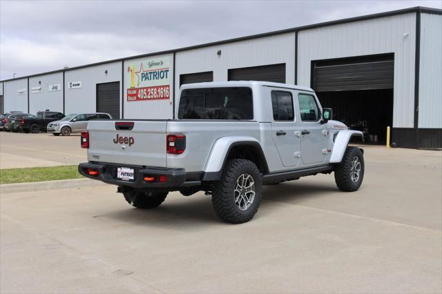 new 2024 Jeep Gladiator car, priced at $52,372