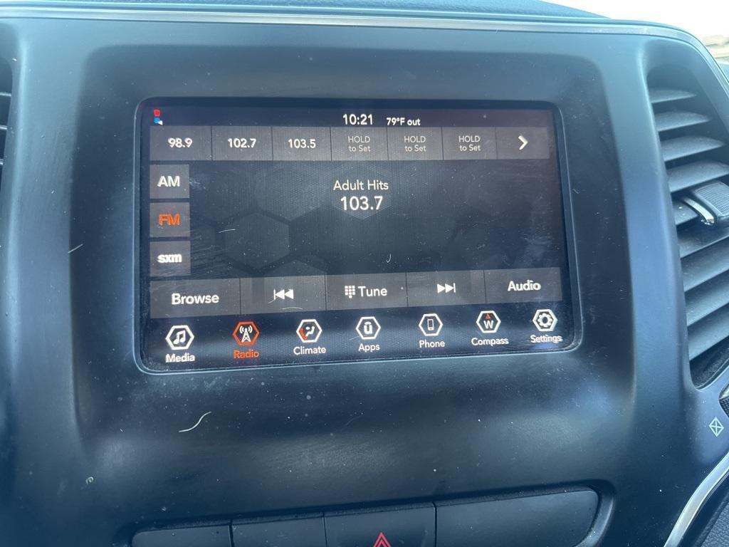 used 2019 Jeep Cherokee car, priced at $9,888