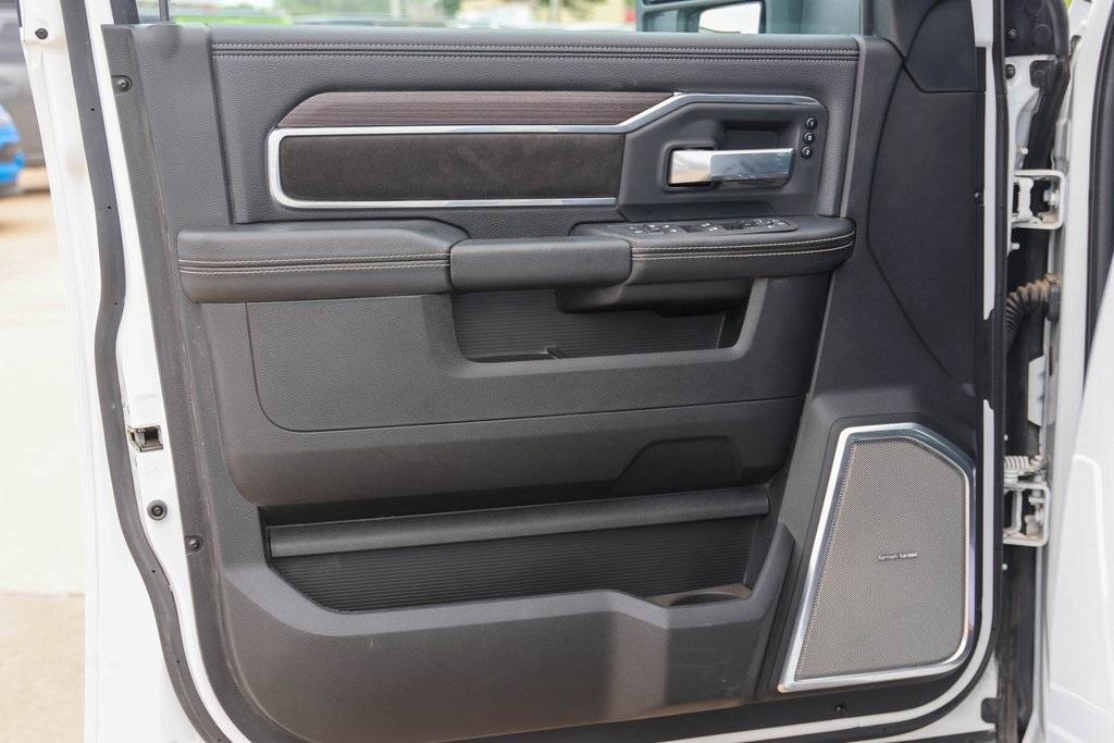 new 2025 Ram 2500 car, priced at $72,647