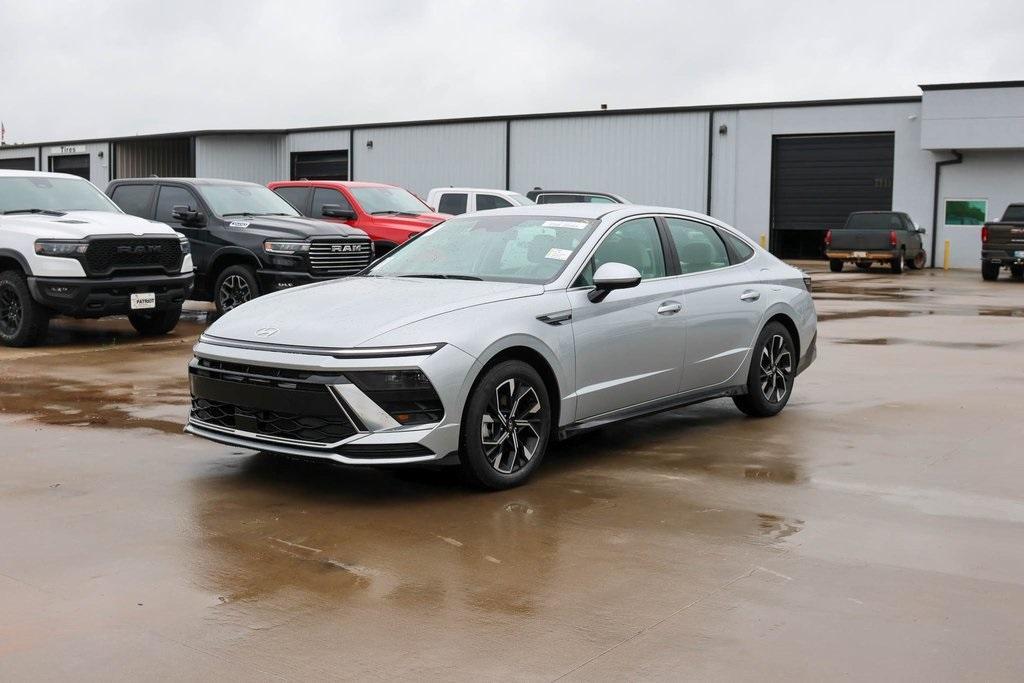 used 2025 Hyundai Sonata car, priced at $24,888