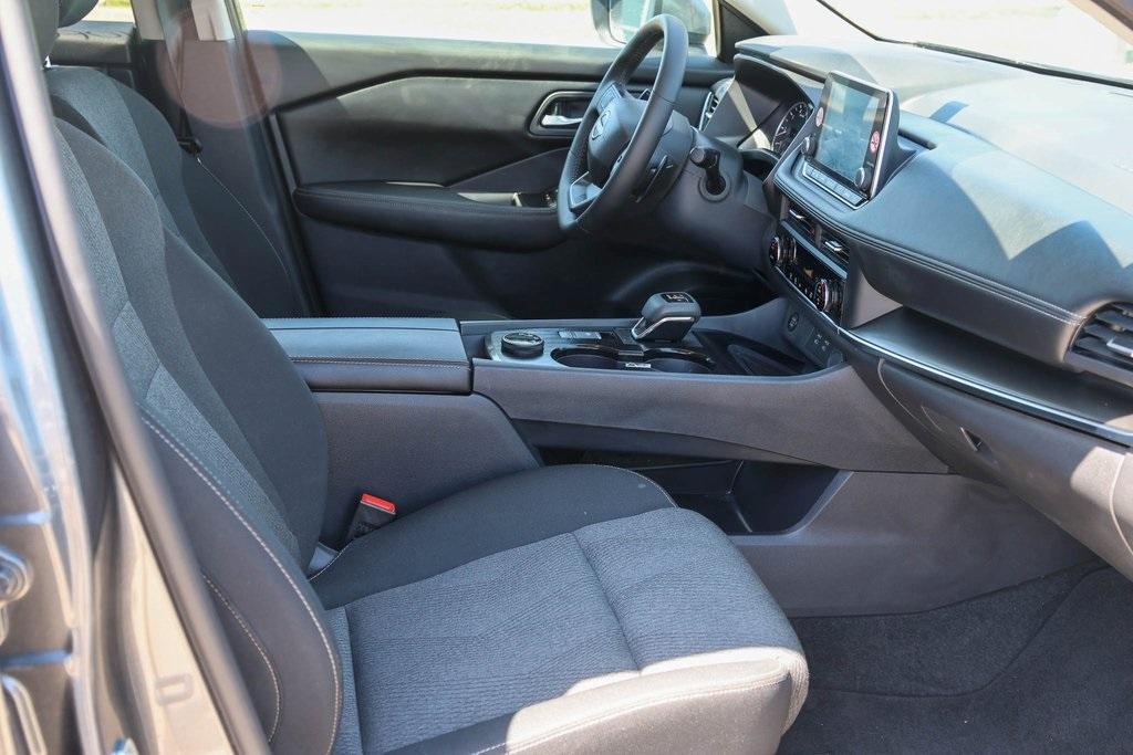 used 2025 Nissan Rogue car, priced at $26,888