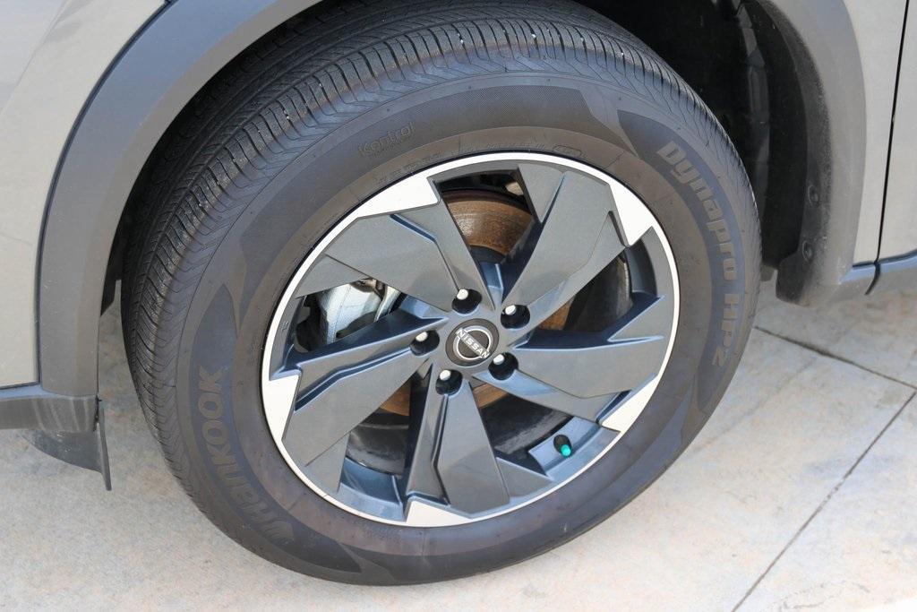 used 2025 Nissan Rogue car, priced at $26,888