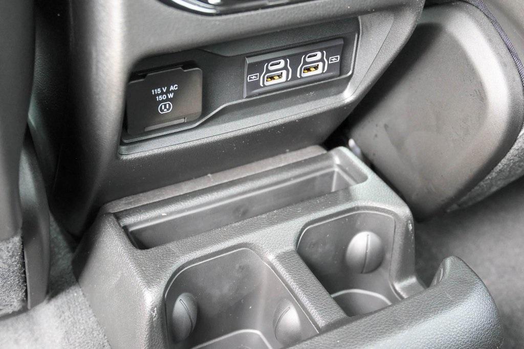 new 2025 Jeep Grand Cherokee L car, priced at $44,682
