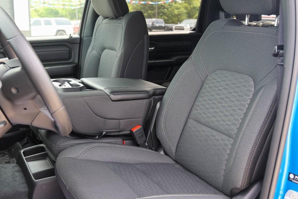 new 2025 Ram 1500 car