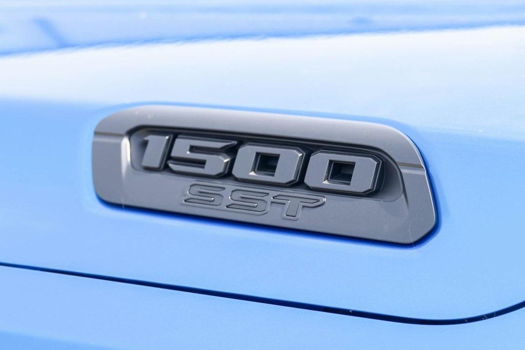 new 2025 Ram 1500 car
