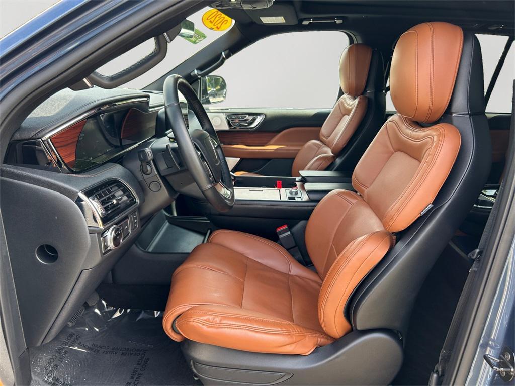 used 2020 Lincoln Navigator car, priced at $38,191