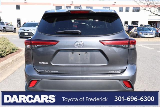 used 2020 Toyota Highlander car, priced at $29,791