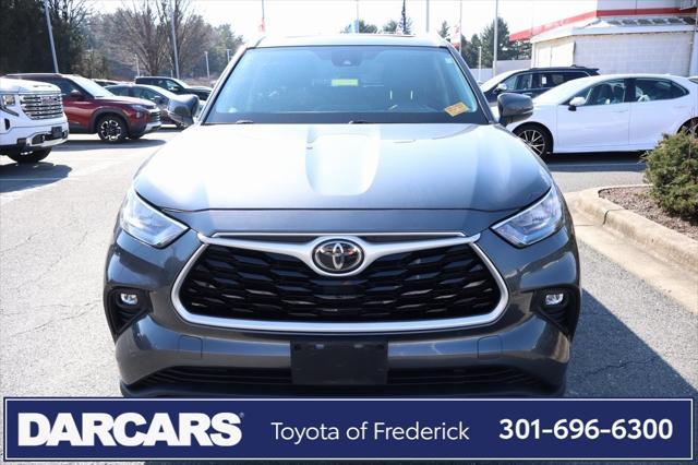 used 2020 Toyota Highlander car, priced at $29,791