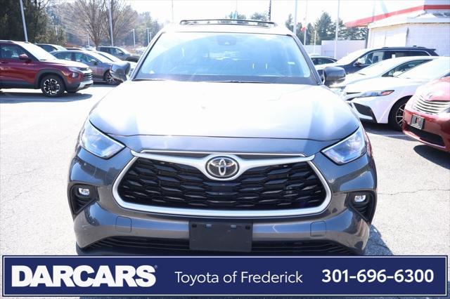 used 2022 Toyota Highlander car, priced at $35,940