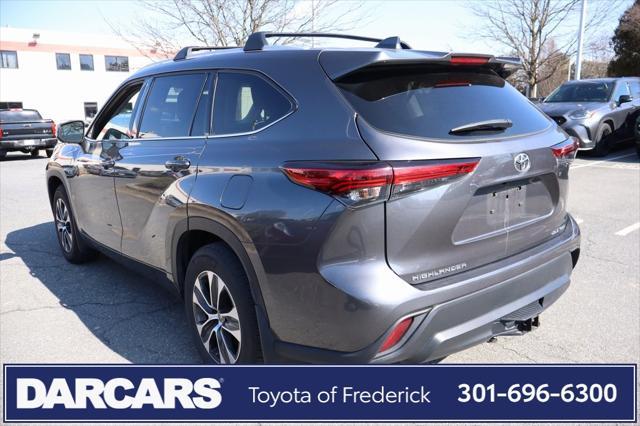 used 2022 Toyota Highlander car, priced at $35,940