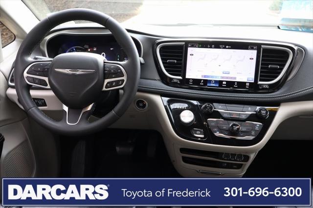 used 2022 Chrysler Pacifica Hybrid car, priced at $23,491