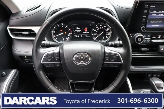 used 2021 Toyota Highlander car, priced at $30,591