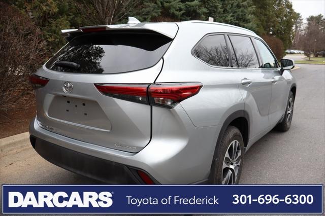 used 2021 Toyota Highlander car, priced at $30,591