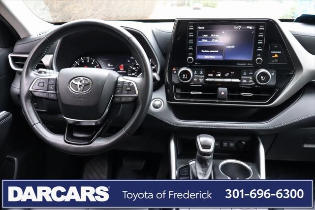 used 2021 Toyota Highlander car, priced at $30,591