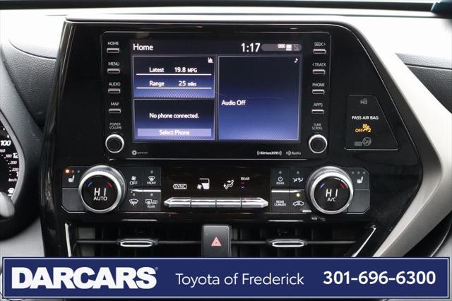 used 2021 Toyota Highlander car, priced at $30,591