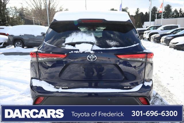 used 2022 Toyota Highlander car, priced at $32,691