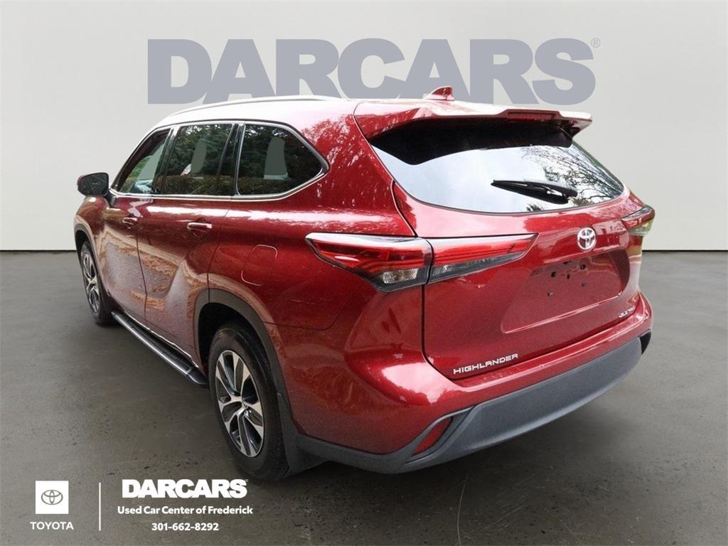 used 2022 Toyota Highlander car, priced at $25,540