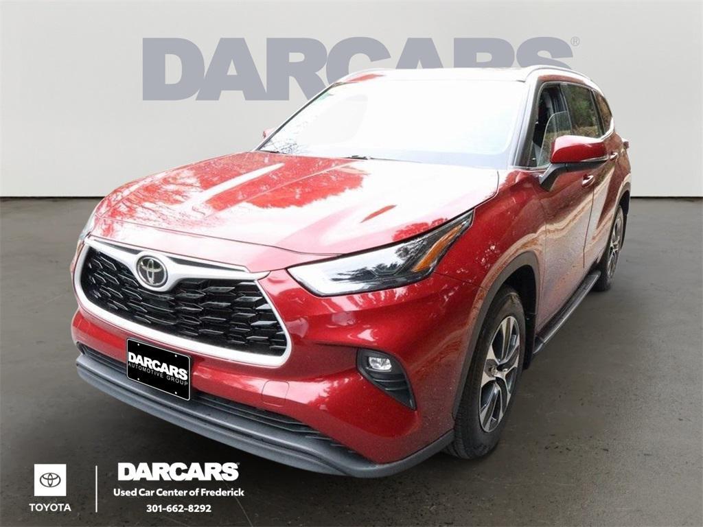 used 2022 Toyota Highlander car, priced at $25,540