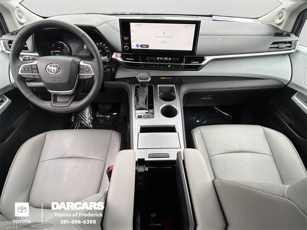 used 2025 Toyota Sienna car, priced at $46,991