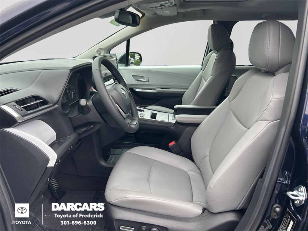 used 2025 Toyota Sienna car, priced at $46,991