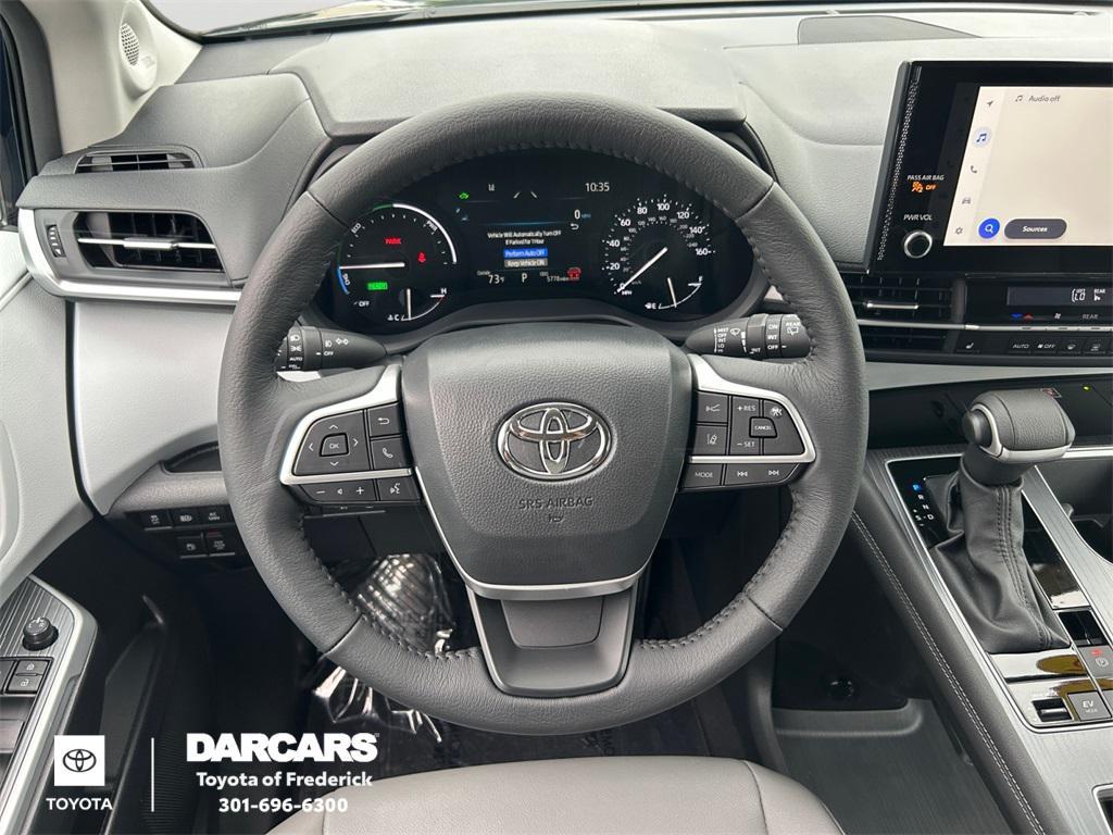 used 2025 Toyota Sienna car, priced at $46,991