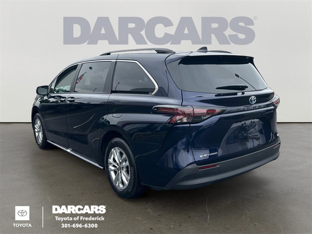 used 2025 Toyota Sienna car, priced at $46,991