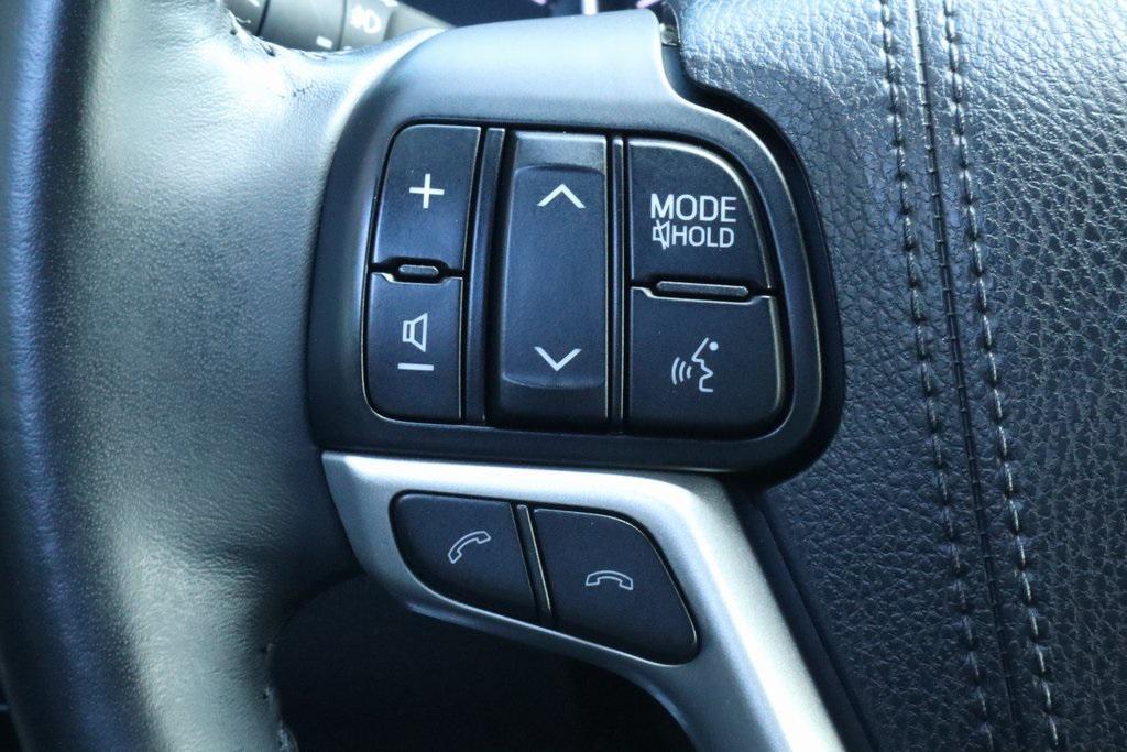 used 2018 Toyota Highlander car, priced at $24,291