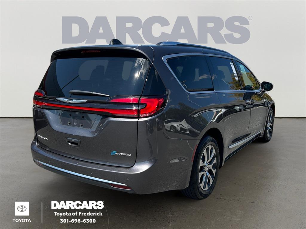 used 2022 Chrysler Pacifica car, priced at $36,991