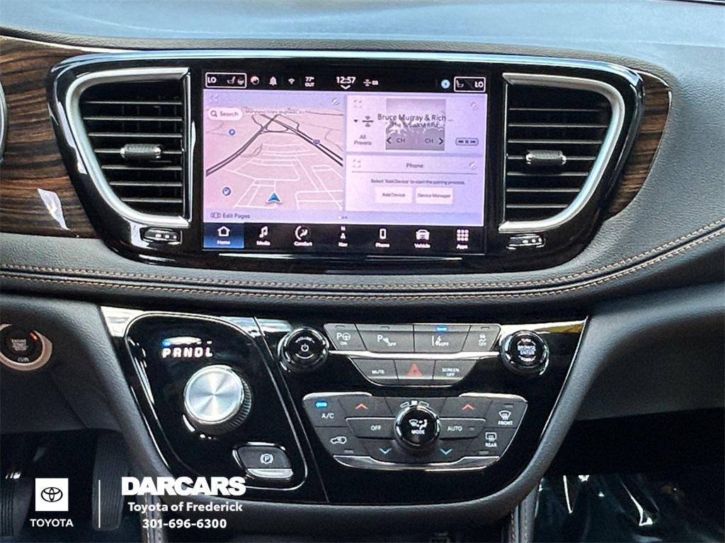 used 2022 Chrysler Pacifica car, priced at $36,991