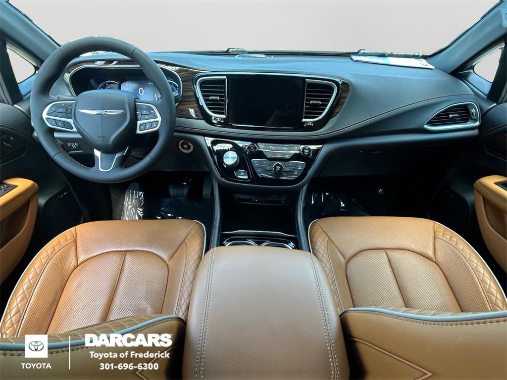 used 2022 Chrysler Pacifica car, priced at $36,991