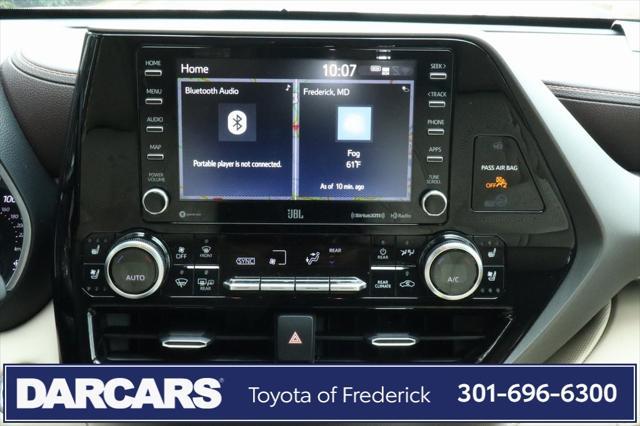 used 2020 Toyota Highlander car, priced at $35,991