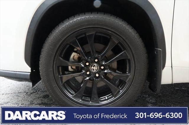 used 2020 Toyota Highlander car, priced at $35,991