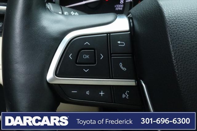 used 2020 Toyota Highlander car, priced at $35,991