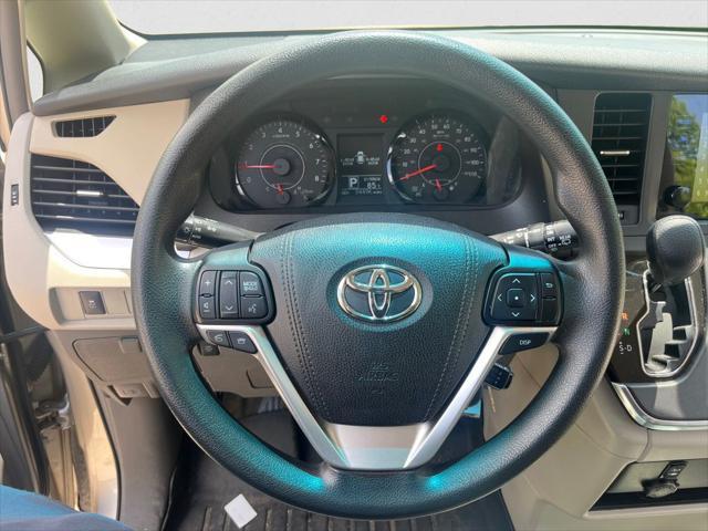 used 2017 Toyota Sienna car