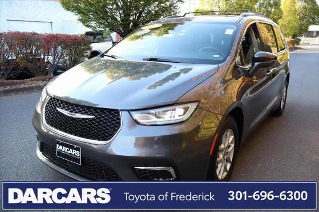 used 2022 Chrysler Pacifica car, priced at $20,691