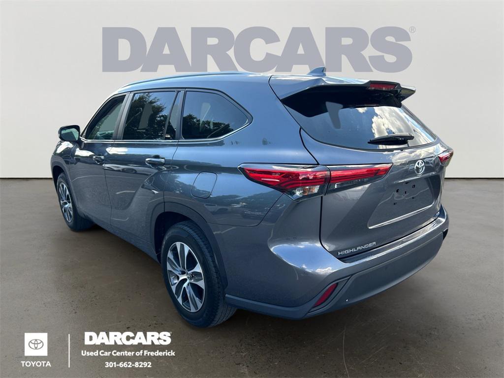 used 2023 Toyota Highlander car, priced at $33,940